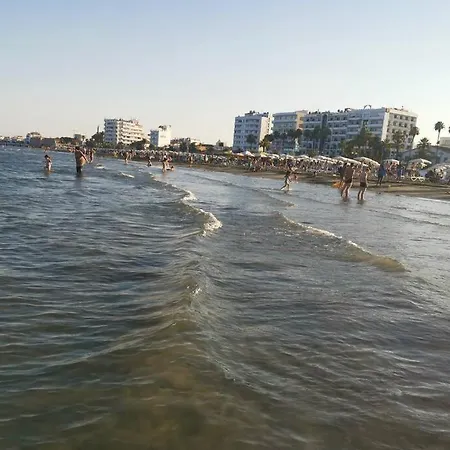 Apartament Nat's Beach Larnaca